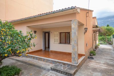 Chalet with garden and parking in Sóller