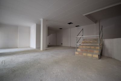 Comercial in the center of Sóller for longterm rent